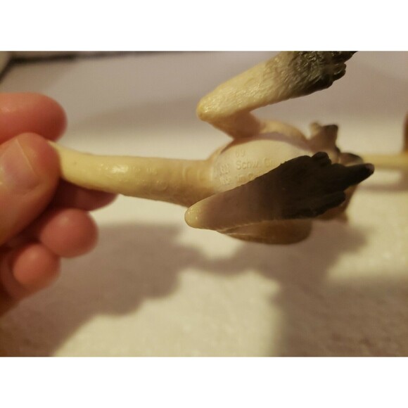 Schleich lot of 2 Kangaroos with Joeys - Picture 7 of 10